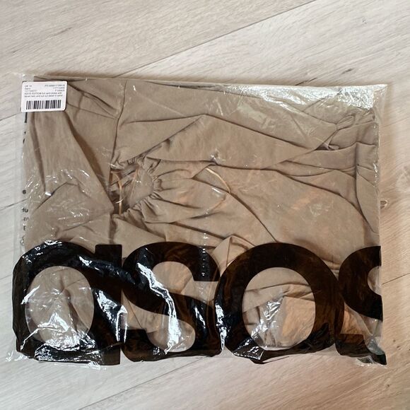 ASOS full cami dress with tiered‎ hem & cut-out detail in sand NWT pkg unopened - Picture 5 of 6